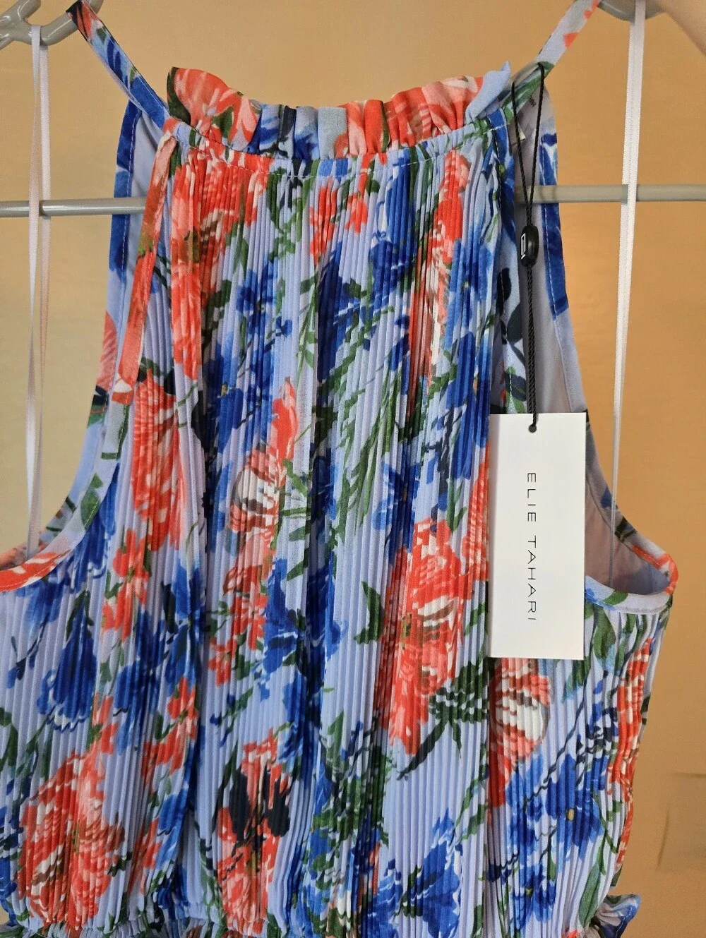NWT Elie Tahari The Morgan Midi Dress Floral Pleated Halter in size Small - Picture 7 of 17